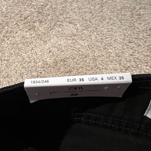 Zara jeans - Picture 5 of 5